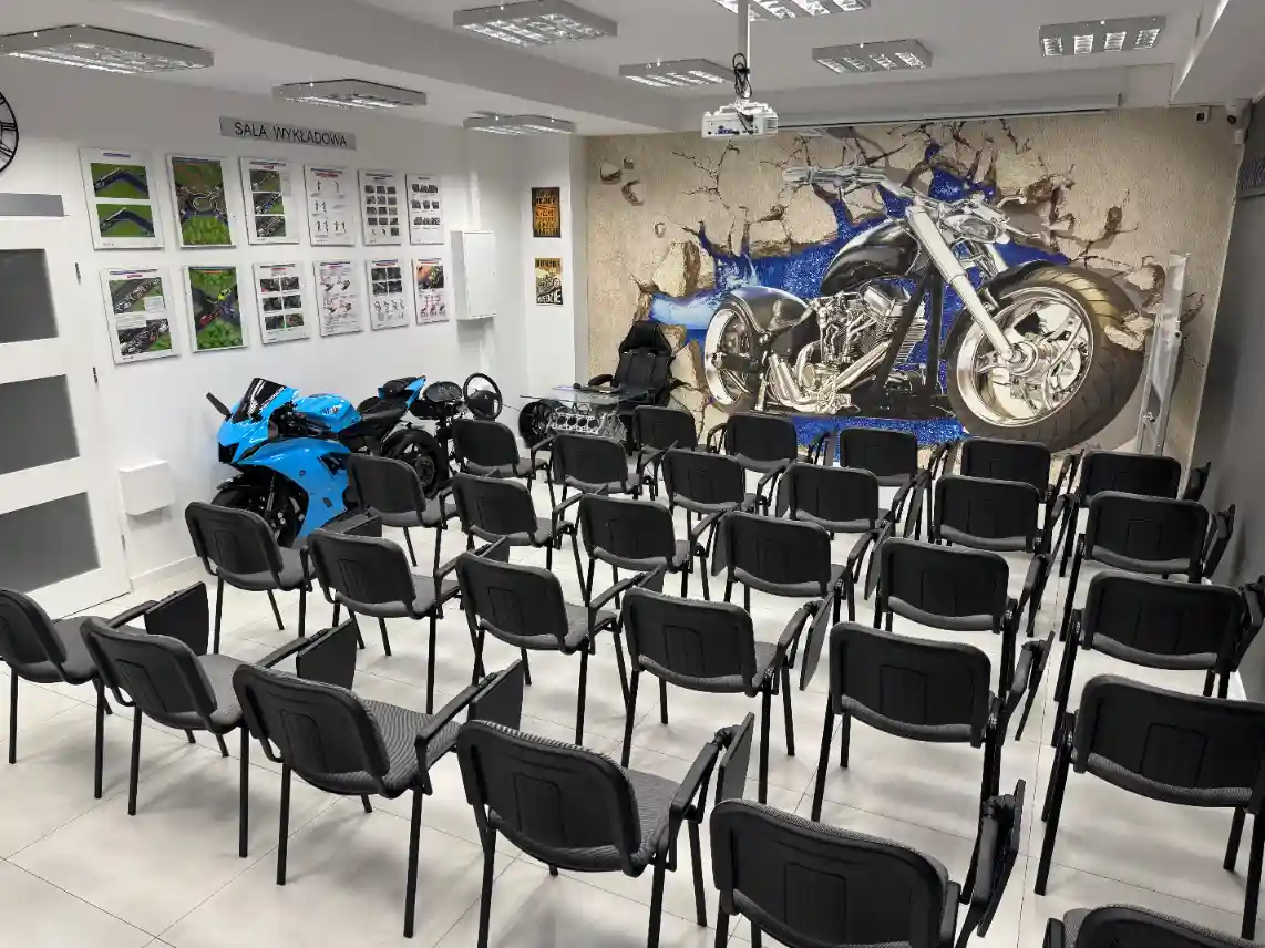 sala osk kormoran 1142x856